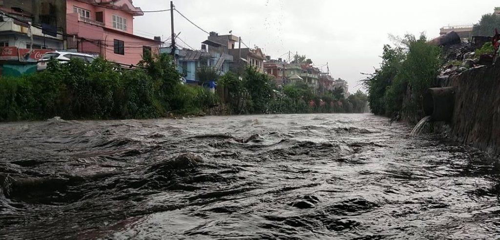 काठमाडौं उपत्यकाका नदीमा बहाव बढ्यो, सतर्कता अपनाउन आग्रह