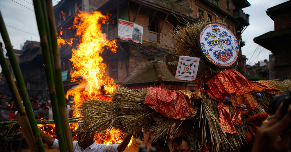 गठामङ्गल पर्व भक्तपुरका नेवार समुदायले आज भव्य र पृथक शैलीमा मनाए