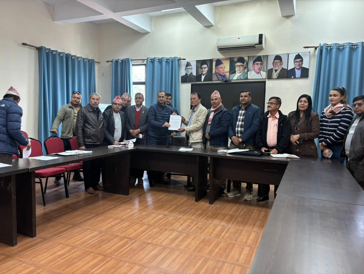 कांग्रेसको प्रतिज्ञापत्रमा स्वास्थ्य सेवाबारे ४१ बुँदा समेट्न शुभेच्छुकको आग्रह