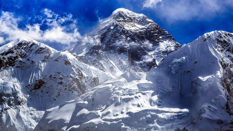 सगरमाथा क्षेत्रमा जलवायु परिवर्तनको अस्वाभाविक असर देखिँदै