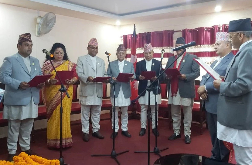 बागमती प्रदेशका नवनियुक्त मन्त्रीहरूले लिए शपथ