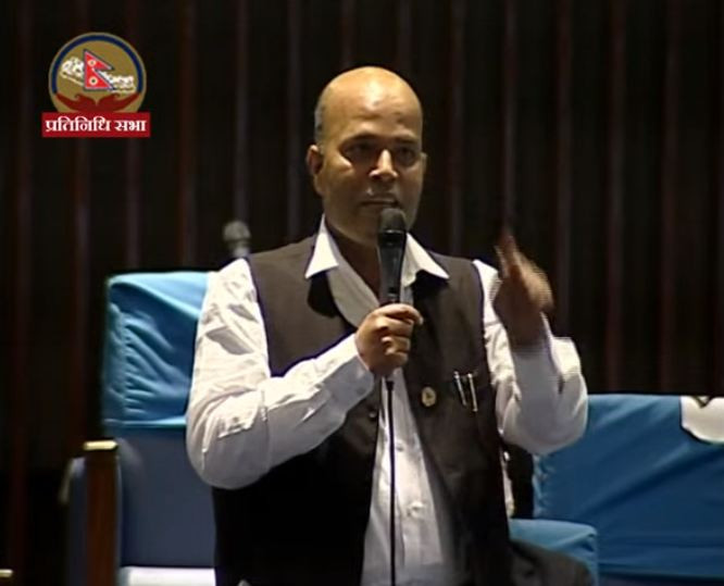 अकालमा नागरिकको ज्यान जाने सडक नबनोस् : अमरेशकुमार सिंह