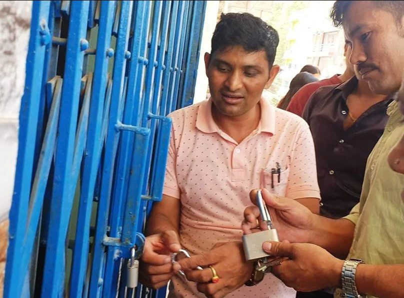 पत्रकार महासंघ रामेछापको कार्यालयमा ताला