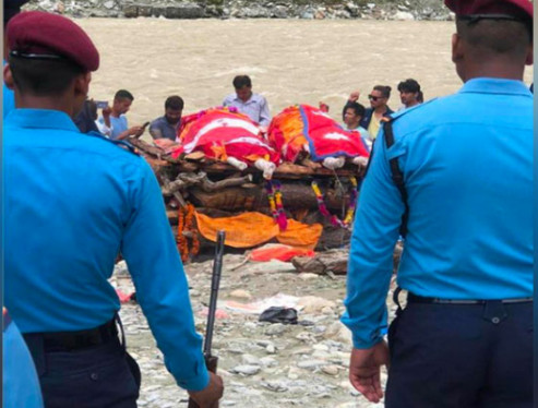मन्त्री सिंह अन्त्यष्टि गरियो