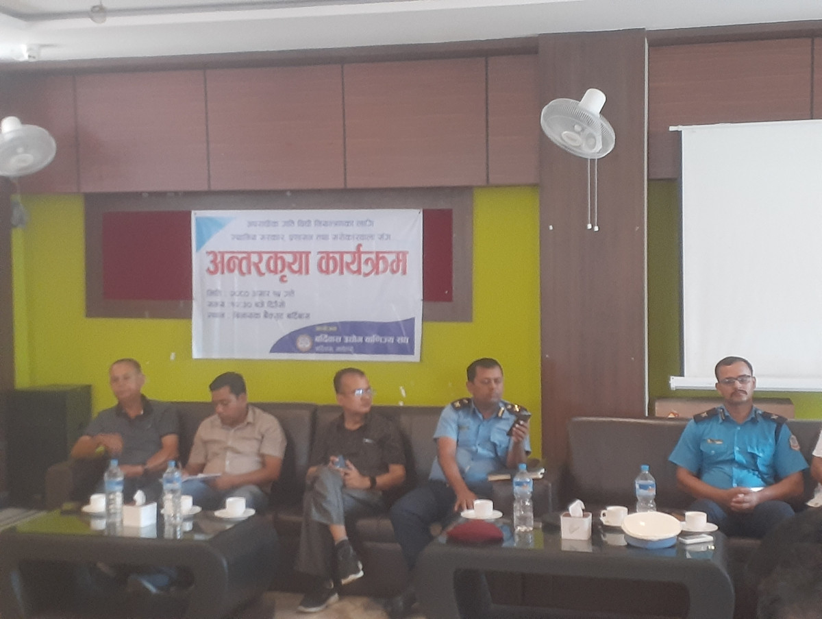 चोरीका घटना बढेपछि बर्दिबासका व्यापारी आक्रोशित