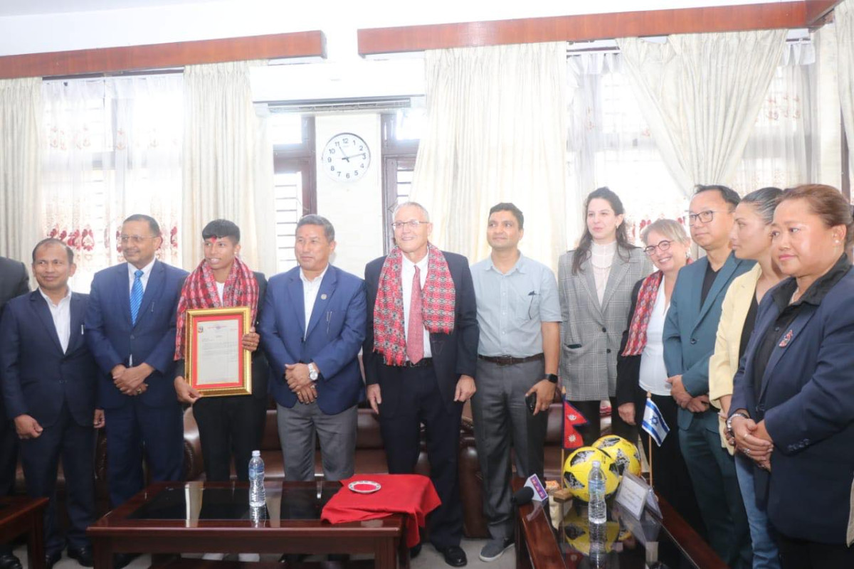 खेलकुद मन्त्री डिगबहादुर लिम्बूले गरे सावित्री भण्डारीको बिदाइ (फोटोफिचर)