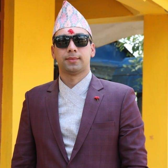 ट्रिपर चालकहरूलाई आजित पार्दै ट्राफिक