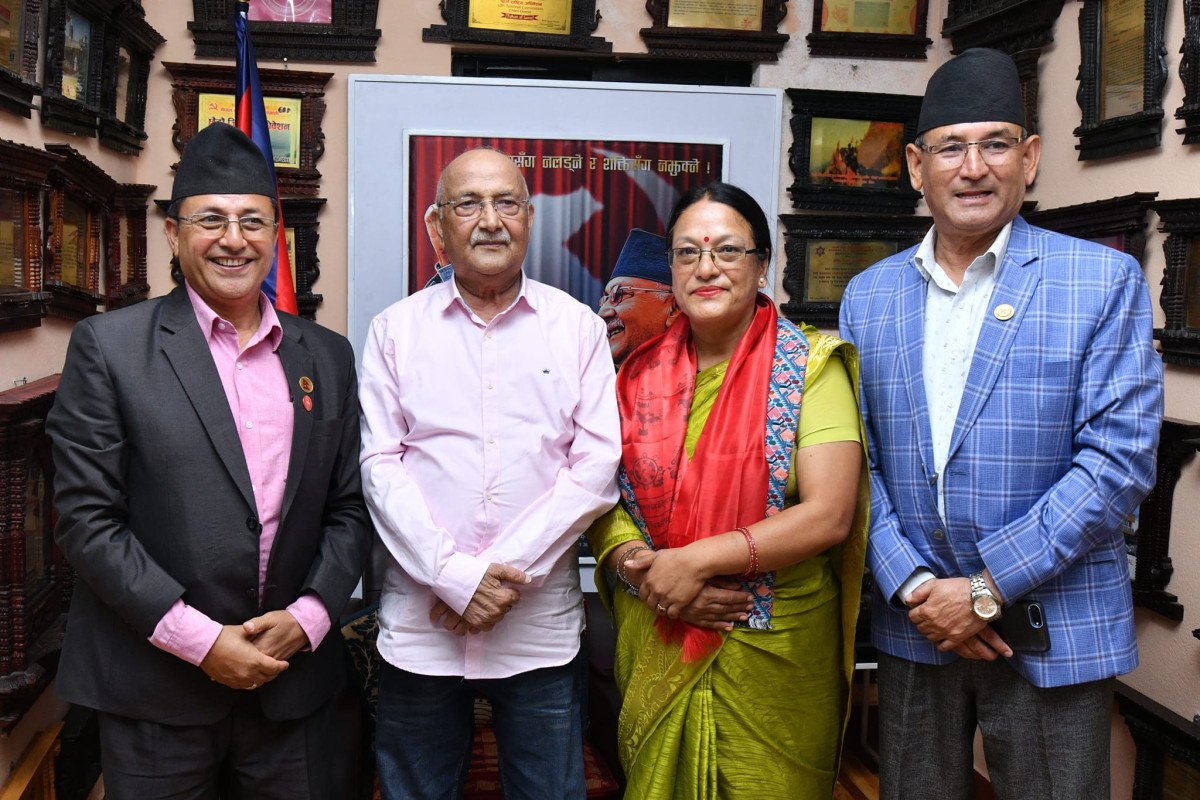 नेकपा एसकी उपमहासचिवकी बहिनी एमालेमा फर्किइन