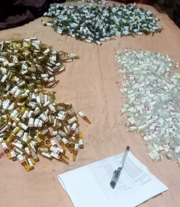 सिरहाबाट ठूलो परिमाणमा लागुऔषधसहित दुई युवक पक्राउ