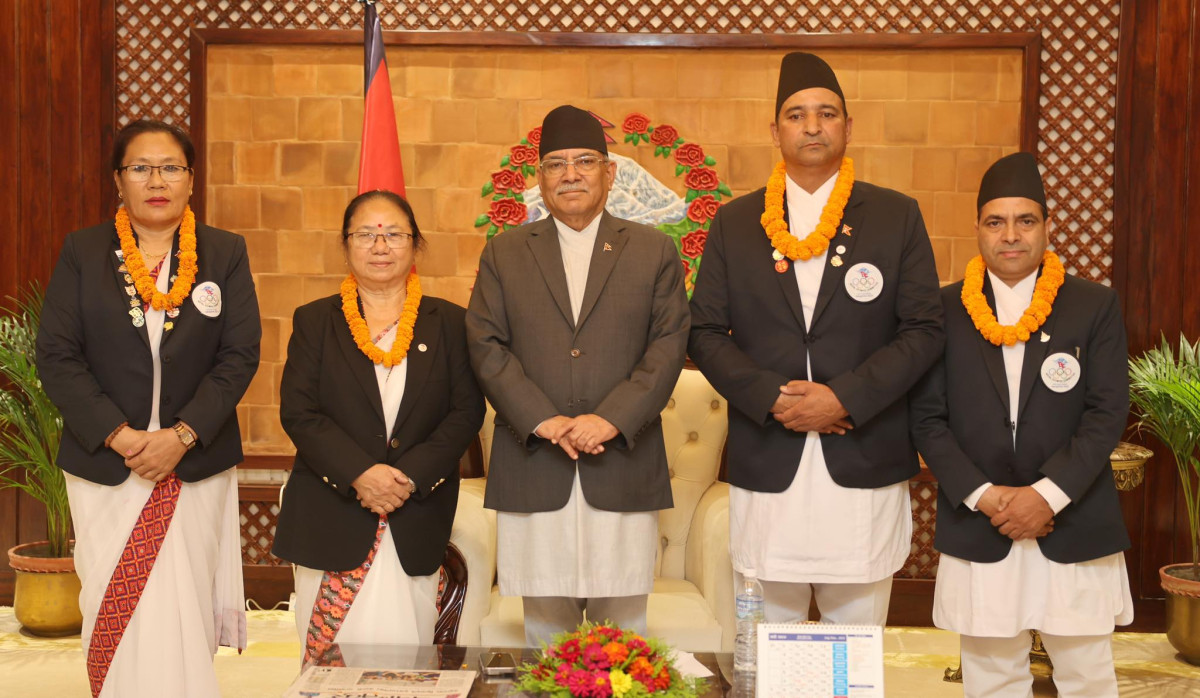 एसियाली खेलकुदमा पदक विजेता खेलाडीलाई प्रधानमन्त्रीले गरे सम्मान