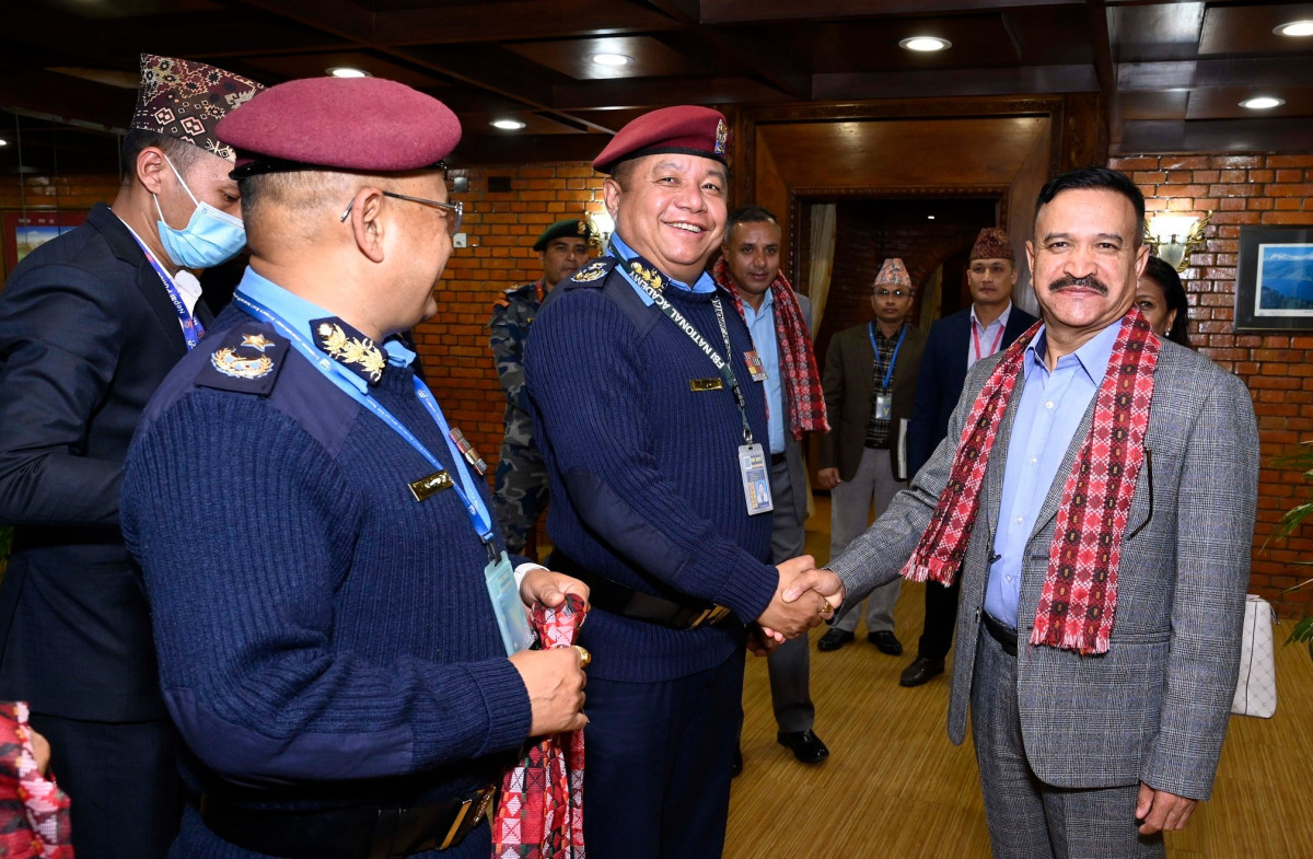 इन्टरपोलको महासभामा सहभागी हुन प्रहरी महानिरीक्षक कुँवर अष्ट्रिया प्रस्थान