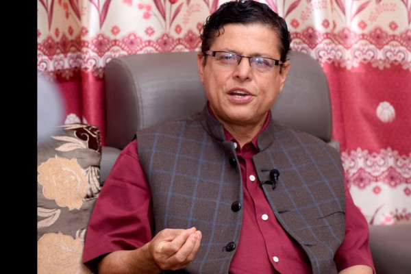 केपी शर्मा ओलीकै कारण नेपालको कम्युनिस्ट आन्दोलन धुजाधुजा  : नेता खतिवडा