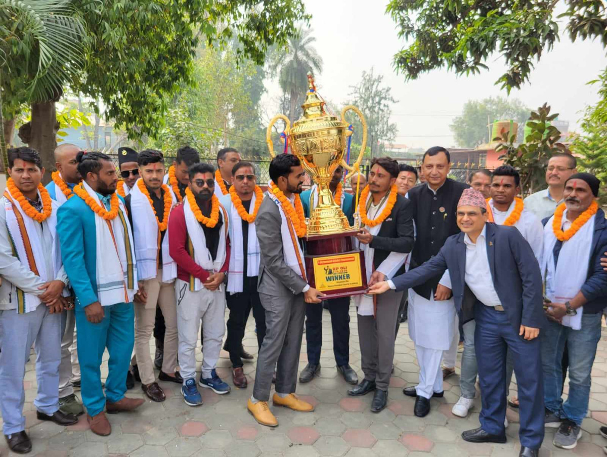 केपी ओली कप जितेपछि मधेस टिमलाई मुख्यमन्त्रीद्वारा सम्मान, टिमलाई पाँच लाख दिने घोषणा