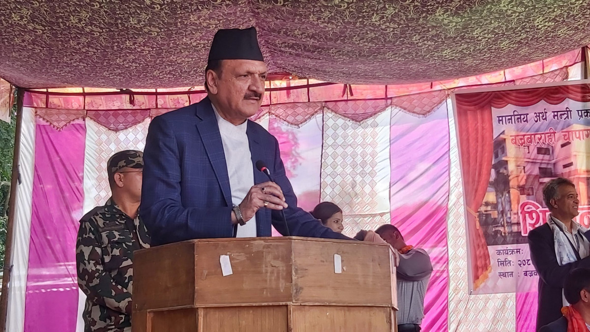 लगानी सम्मेलन आयोजना हुनुअगावै कन्ट्री रेटिङको काम गर्छौंः अर्थमन्त्री महत