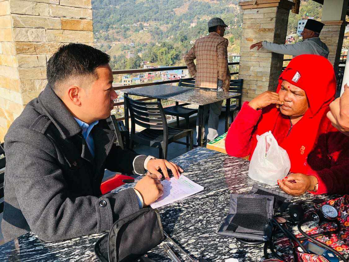 पोखरामा निःशुल्क स्वास्थ्य शिविर आयोजना