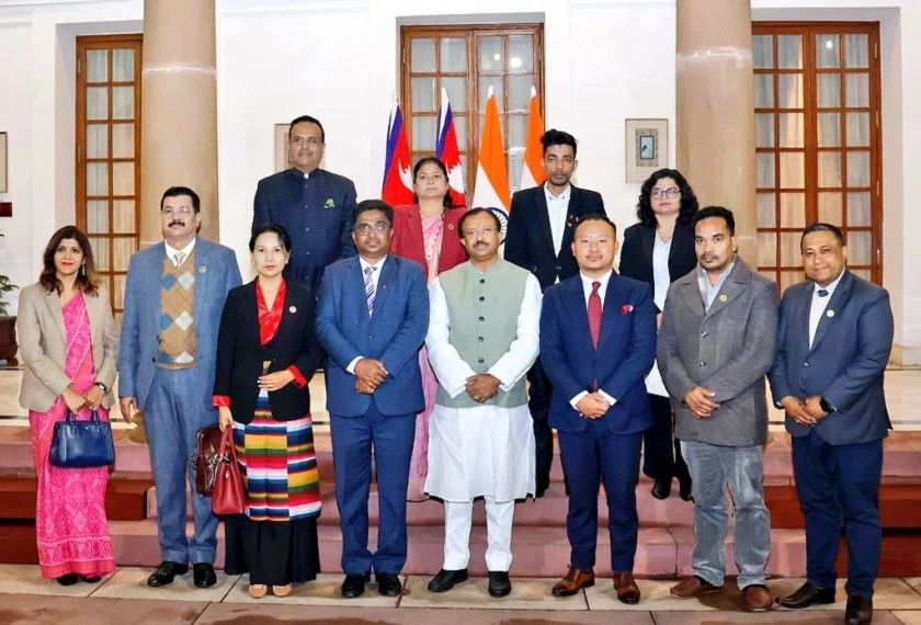 नेपाली सांसदले भारतीय विदेश मन्त्री जयशंकरसँग भेट्दै