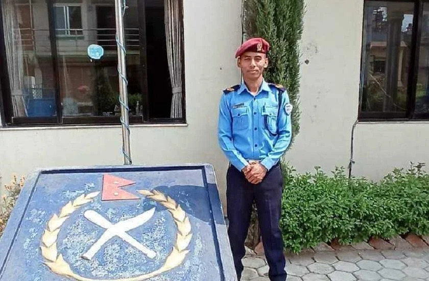 ड्युटी सकेर डेरा फर्किन लाग्दा प्रहरीको भ्यानबाट खसेर सहायक हवल्दारको मृत्यु