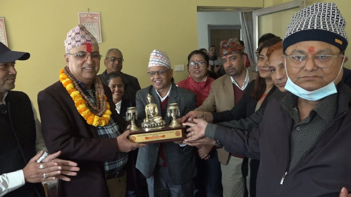 पूर्वाञ्चल विश्वविद्यालयका उपकुलपति कोइरालाको बिदाइ