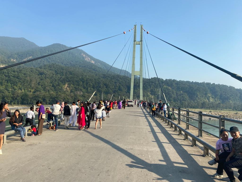 आजदेखि खुल्याे कर्णाली पुल