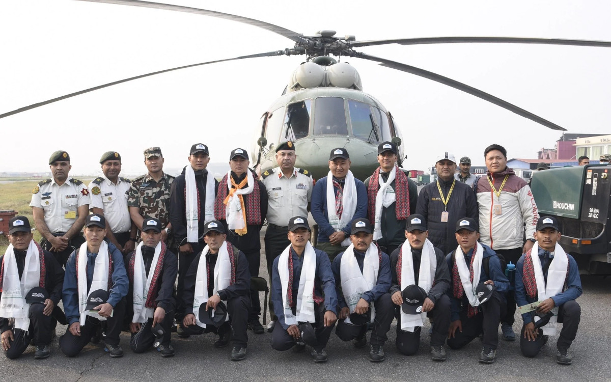 सफा हिमाल अभियानको टोली स्याङ्गबोचे पुग्यो