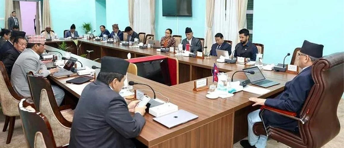 किन सारियो मन्त्रीपरिषद् बैठक र बजेट भाषणको समय ?