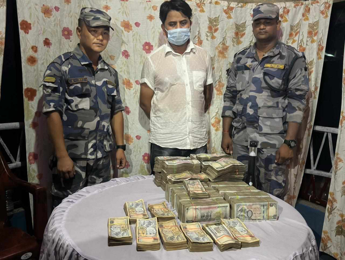 सुनसरीबाट हुन्डीको एक करोड रूपैयाँ बरामद