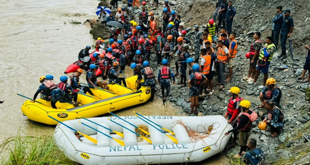 सिमलताल दुर्घटना : गृहमन्त्रीलाई प्रतिवेदन बुझाउँदै अध्ययन कार्यदल