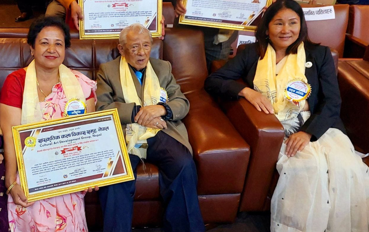 बरिष्ट समाजसेवी तथा राजनीतिज्ञ शोभा शाक्य नेपाल पर्यटन बोर्डमा सम्मानित