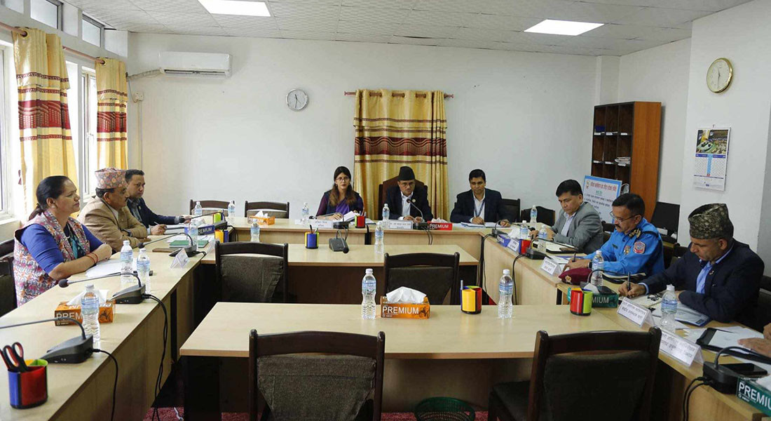 बचतकर्ताको भावनामा चोट पुग्नेगरी अभिव्यक्ति नदिन मन्त्री अधिकारीलाई समितिको निर्देशन