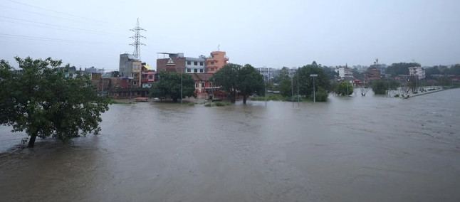 खोकनामा बागमतीले ‘खतरा’को तह पार गर्‍यो : ४४ वटा नदीमा अत्यधिक बाढी