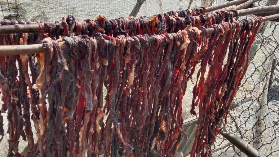 सुकुटीको माग उच्च, मासिक दुई लाखसम्म आम्दानी