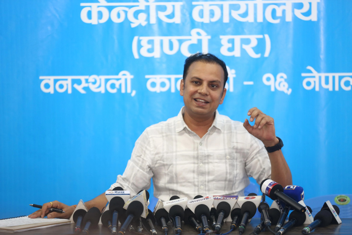 हामीमाथि चौतर्फी प्रहार र भाला हान्ने काम भयोः रास्वपा