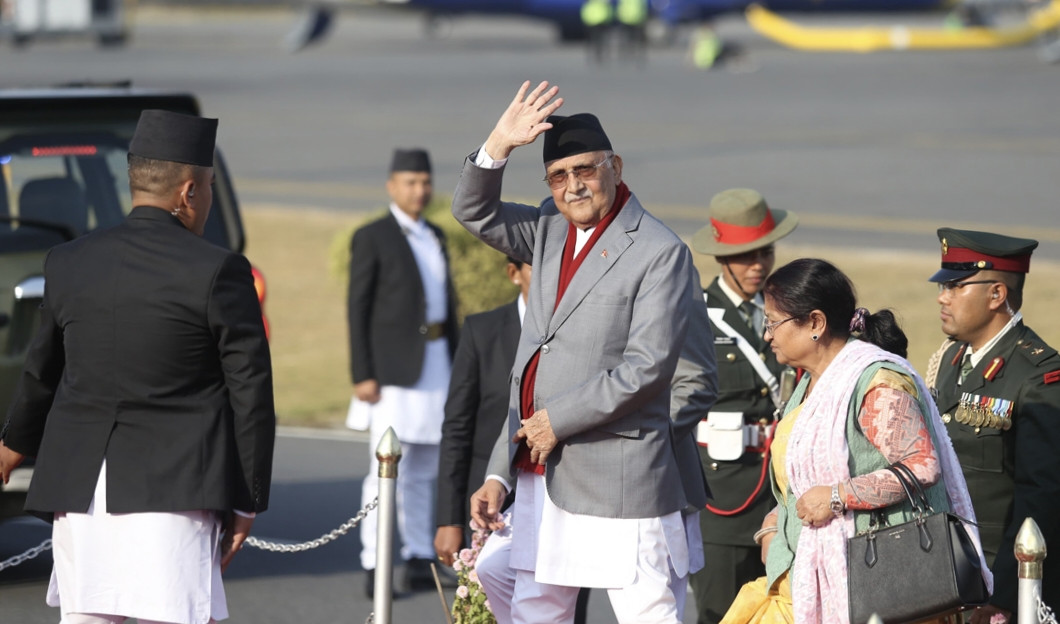 चीनको चार दिने भ्रमण सकेर आइपुगे प्रधानमन्त्री ओली