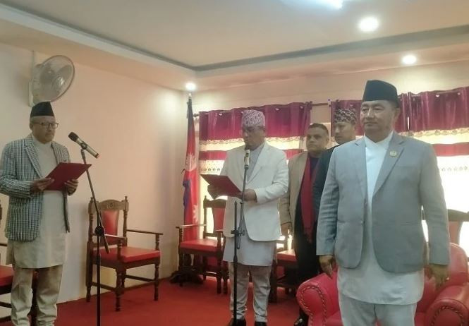 बागमती प्रदेश लोकसेवा आयोगका सदस्य खड्काले लिए शपथ