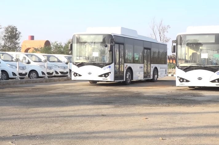 लुम्बिनीमा चार वर्षदेखि थन्किएका बिजुली बस सञ्चालन