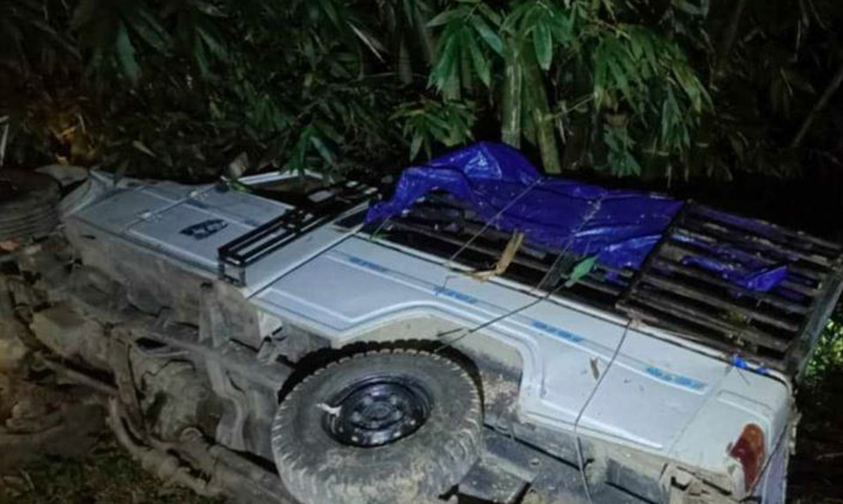 धनकुटामा सुँगुर बोकेको पिकअप दुर्घटना, चालक र सहचालकले गुमाए ज्यान
