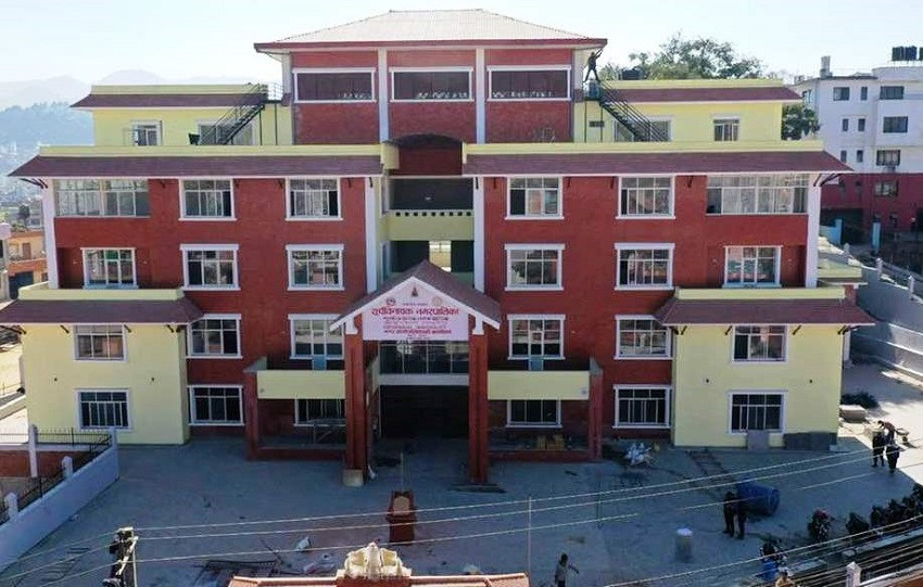 सूर्यविनायक नगरपालिकाले आफ्नै भवनबाट सेवा शुरू गर्‍याे