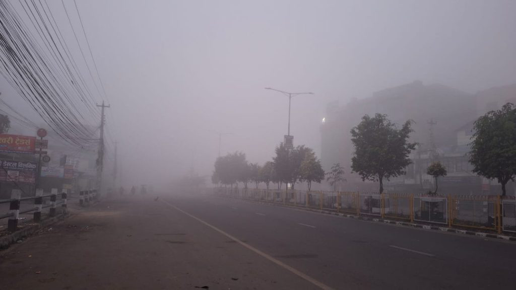 तराईमा हुस्सु र कुहिरो, यी ४ प्रदेशमा हिमपातको सम्भावना