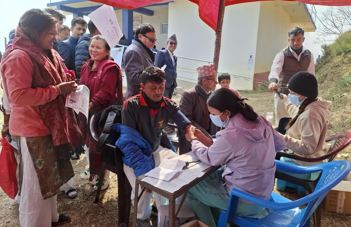नागरिकलाई घरआँगनमै सेवा