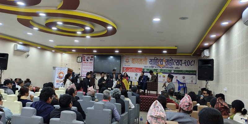 धादिङ, काठमाण्डौ र झापामा भएका साहित्य महोत्सव सकियो : पोखराको महोत्सव आजसम्म