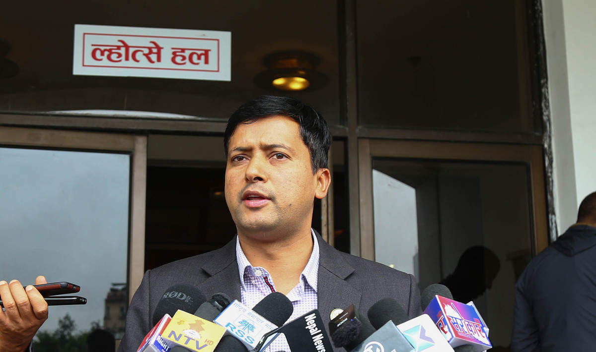 सरकार परिवर्तन हुने कुनै सम्भावना छैन : प्रमुख सचेतक बर्तौला
