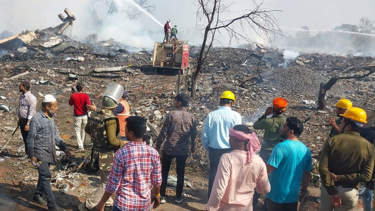 गुजरातमा पटकाको कारखानामा विस्फोट हुँदा सात जनाको मृत्यु