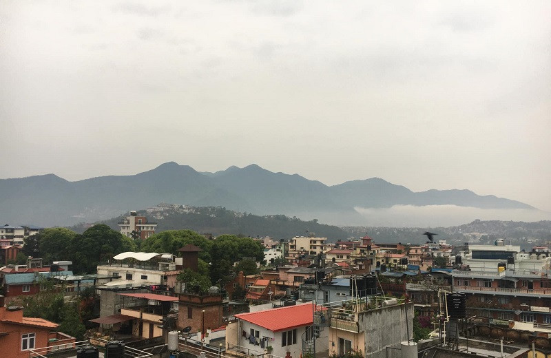 वर्षाले प्रदूषण घट्यो, तुवाँलो पनि क्रमिक रुपमा हट्दै
