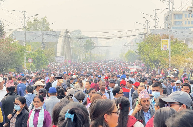 आन्दोलनरत शिक्षक–कर्मचारीले सडकमै नयाँ वर्ष मनाउने