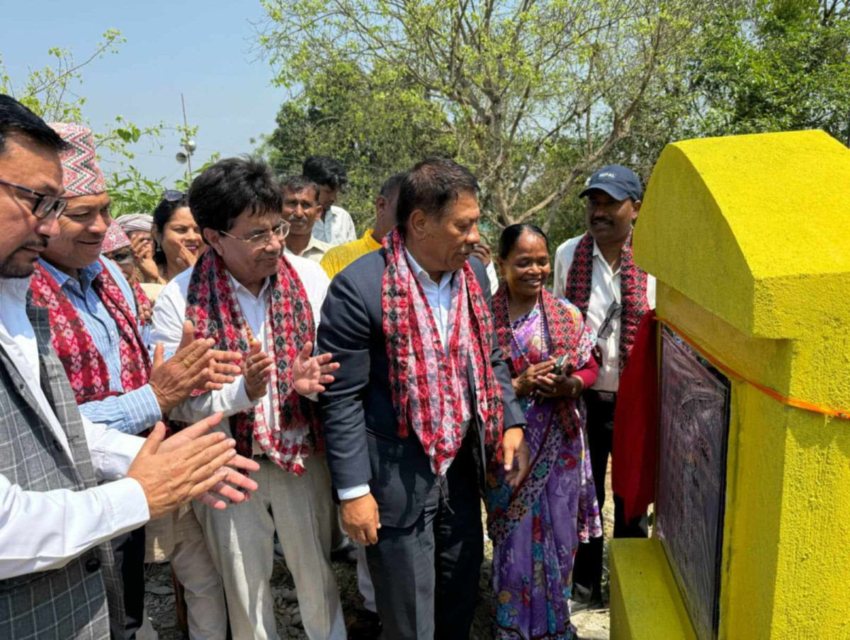 उपप्रधानमन्त्री सिंहले गरे लोहन्द्र पुलको उद्घाटन