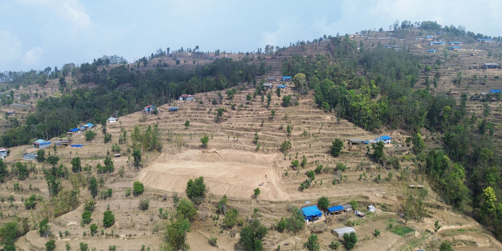 खोटाङमा आठ रोपनी जग्गामा क्रिकेट मैदान बन्दै