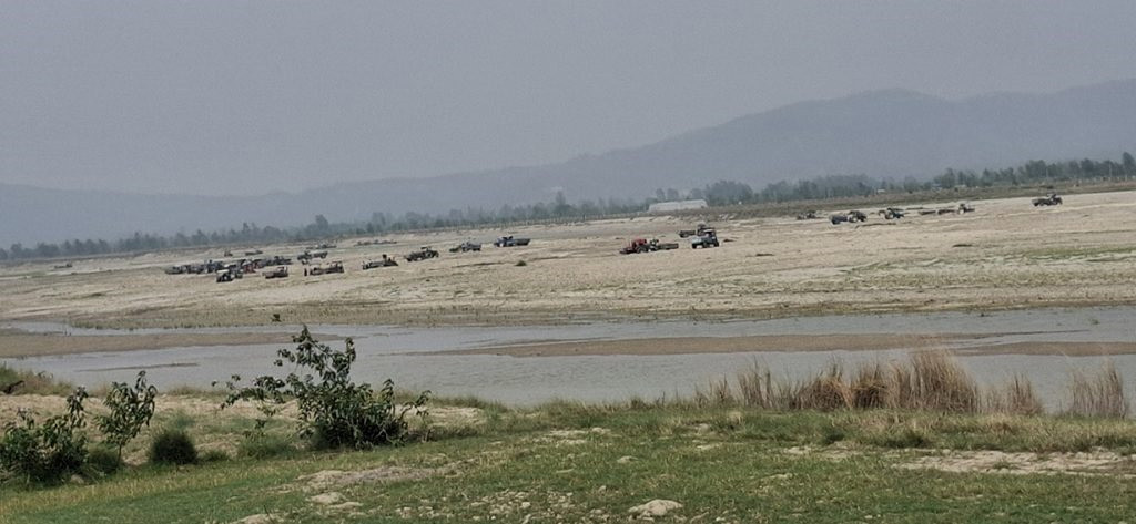 क्रसर माफियाको संरक्षणमा सरकारी संयन्त्र, कमला नदीको दोहनमा  जिम्मेवार पक्ष नै गुमनाम