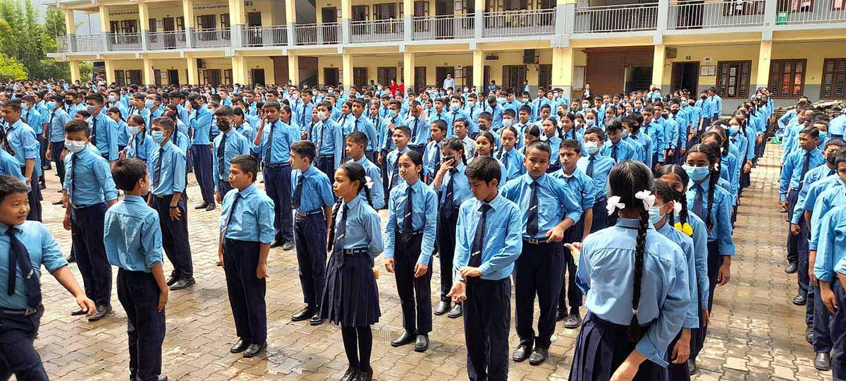 विद्यार्थीको पोसाक भारतमा किन्न पठाएमा कारबाही गरिने