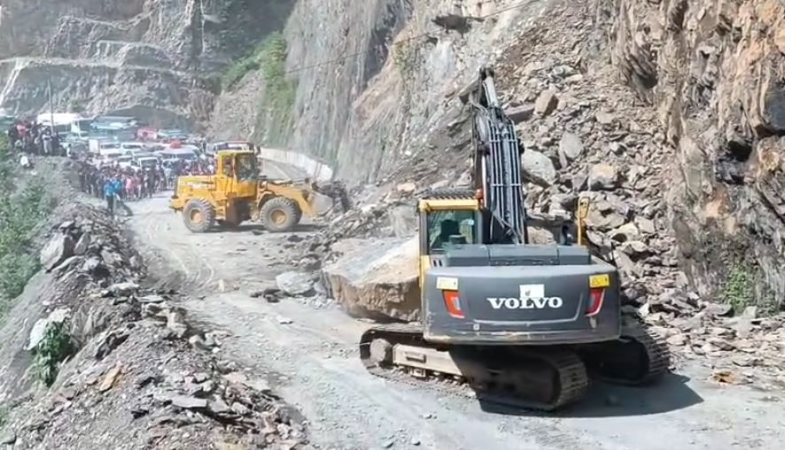 मुग्लिन–नारायणगढ सडक खण्ड दुईतर्फी सञ्चालन
