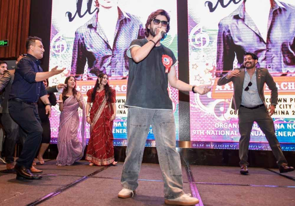 गोन्जाओमा गुन्जिए गायक आशिष सचिन